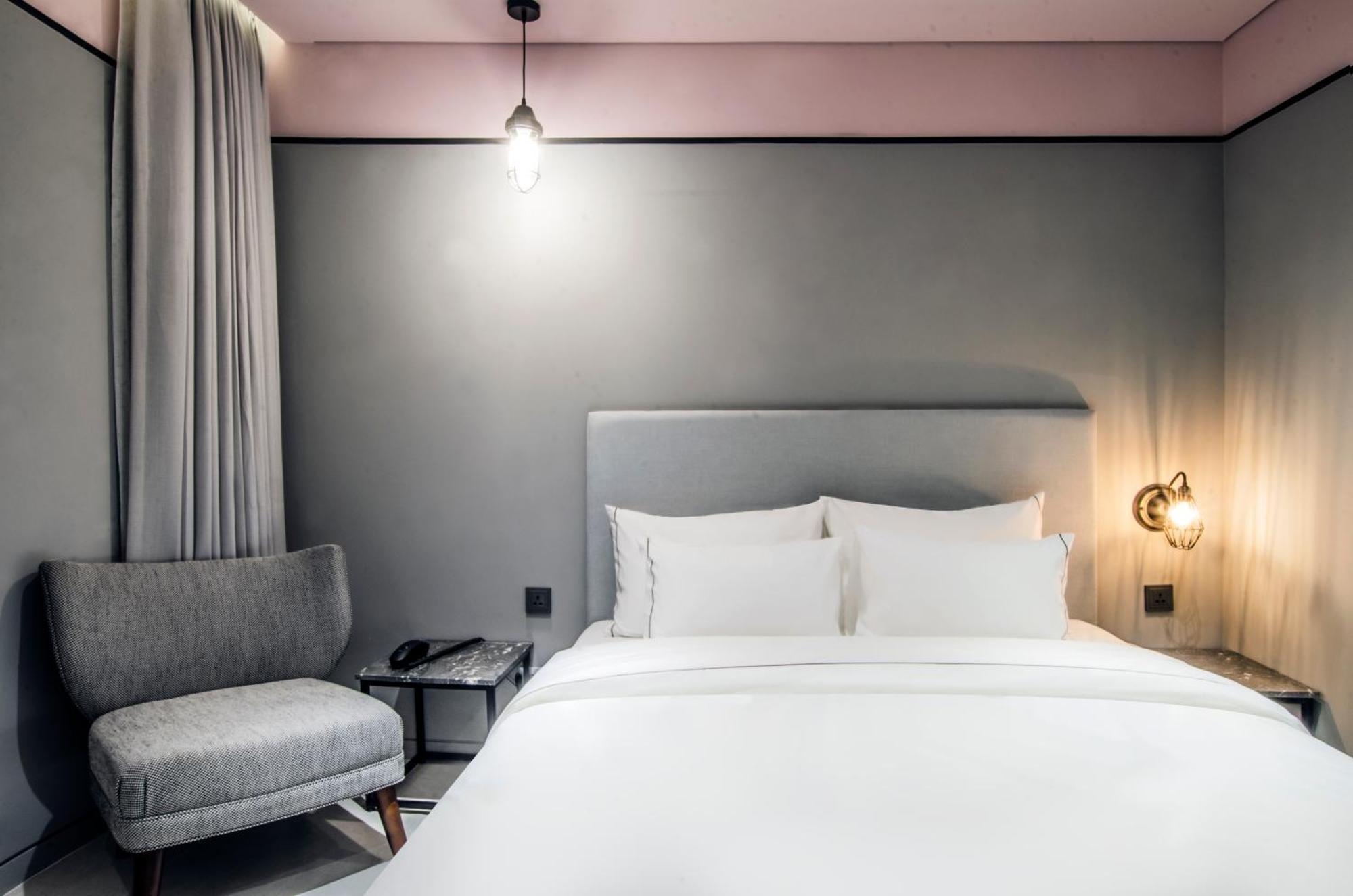 Hotel The Castle Jamsil#1 Сеул Екстер'єр фото