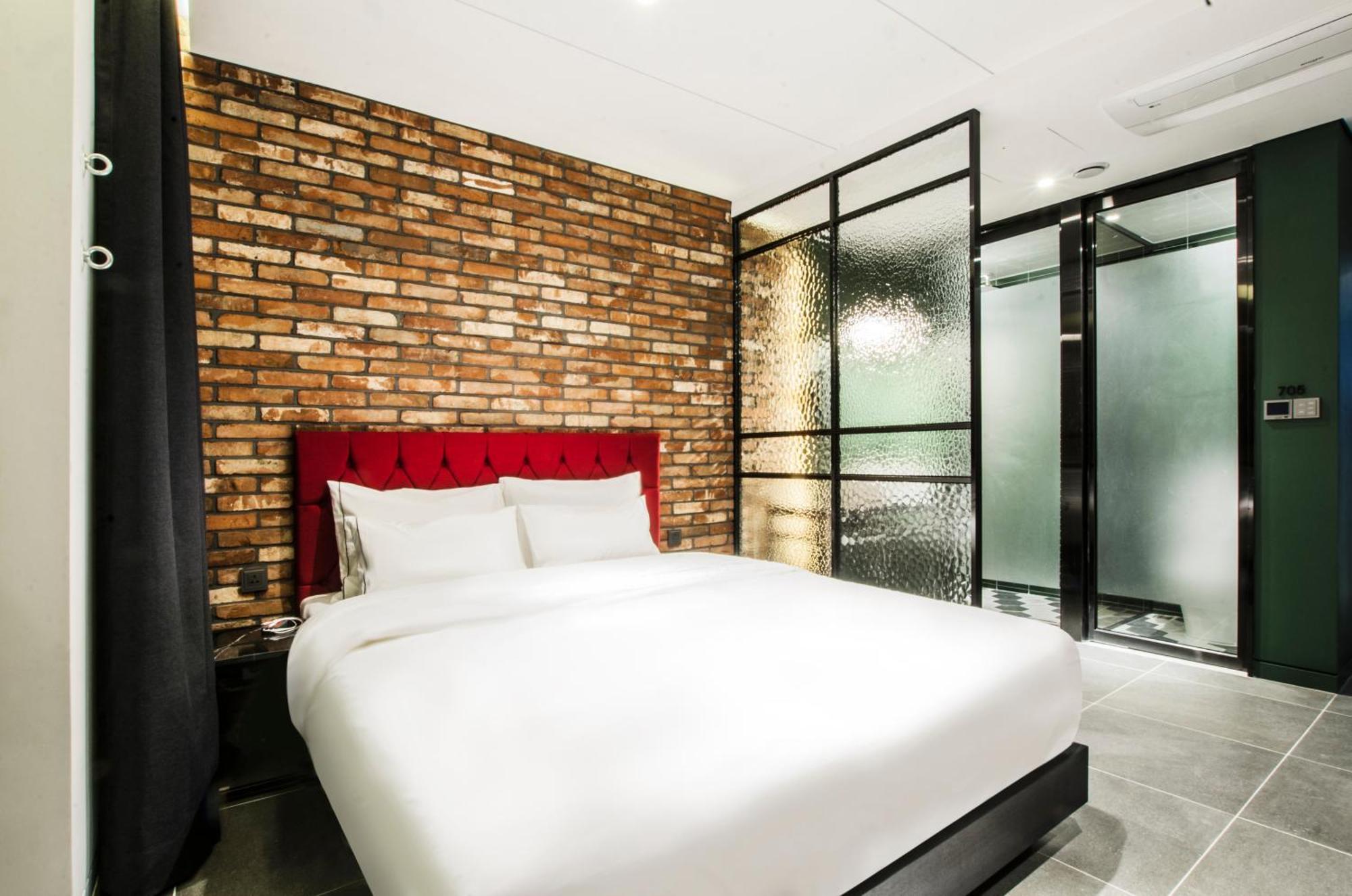 Hotel The Castle Jamsil#1 Сеул Екстер'єр фото